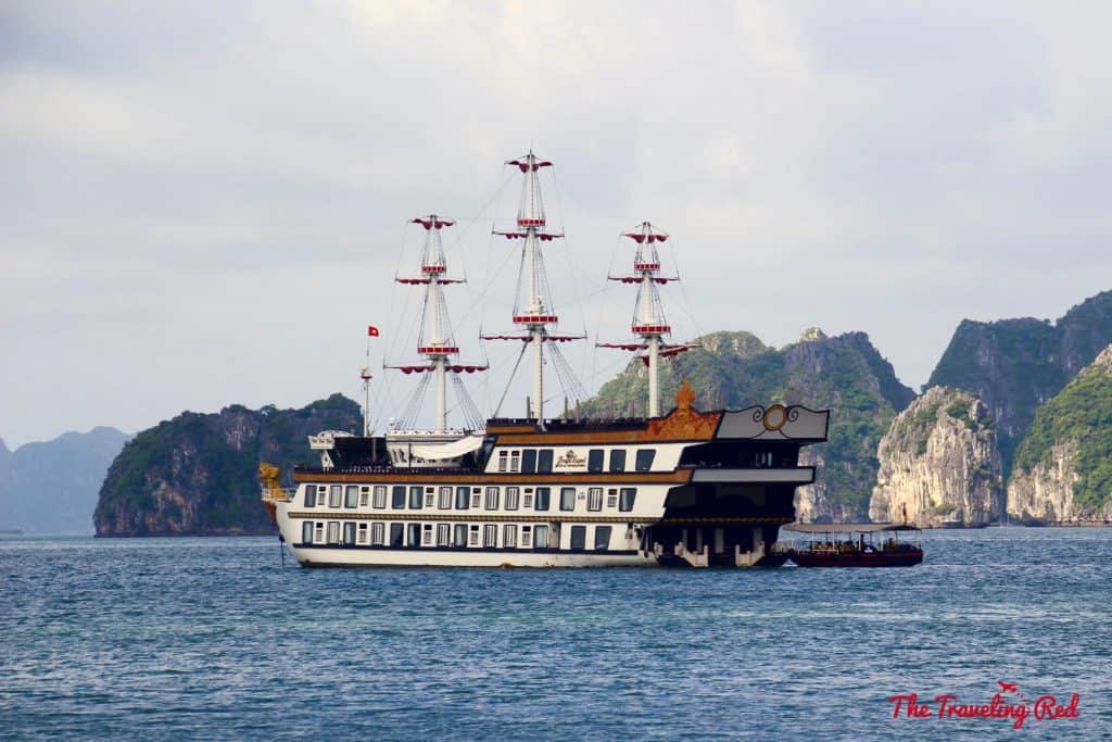Romantic cruise in Bai Tu Long Bay, right next to Halong Bay, Vietnam, aboard the Dragon Legend Cruise ship. The best honeymoon destination in Asia. #Halongbay #Vietnam #cruise #honeymoon #honeymoondestination