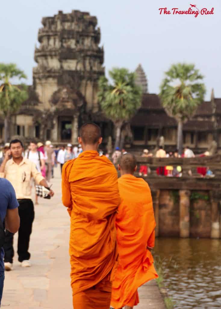 Monks at Angkor Wat | Cambodia Temples | Siem Reap | Angkor Wat | Angkor Passes | Photography Tour | Angkor Archeological Park | Ta Prohm | Tomb Raider | Banteay Kdei | Ta Nei | North Gate | Bayon | Wat Thmey | Monks | South Gate | Preah Khan   #siemreap #angkorwat #cambodia 