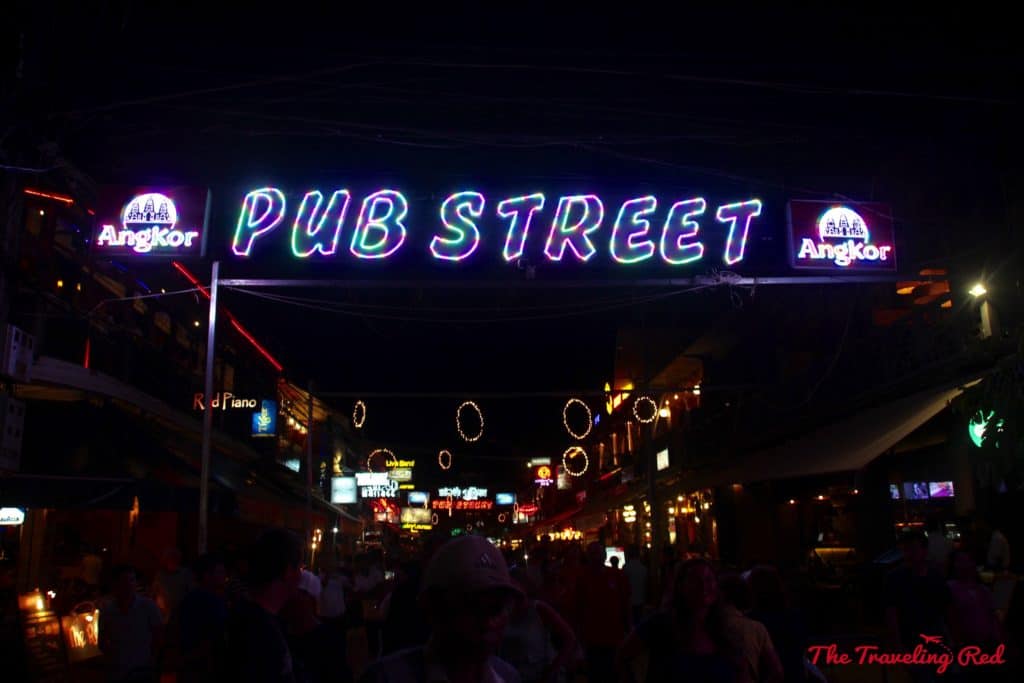 Drinks on Pub Street | Things to See & Do in Siem Reap Cambodia | Golden Temple Residences | Cooking Class | Cambodian curry | Angkor Wat | Temple Tour | Pub Street | Il Forno | Genevieve | Malis  #siemreap #cambodia #angkorwat