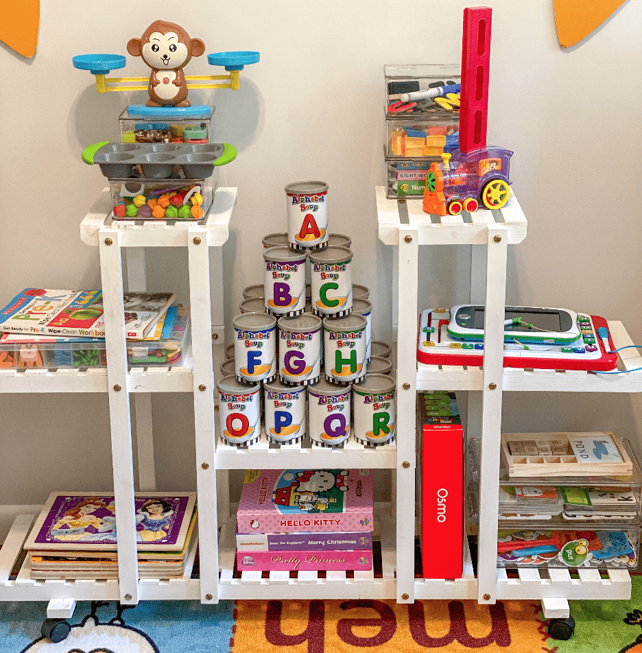 All the learning games you'll need to make your homeschool classroom so much fun. Homeschool Rooms | Homeschool | Homeschooling | Classroom | Preschool | Kindergarten | Make Learning Fun with Games #homeschool #homeschooling #classroom #homeschoolclassroom #homeschoolroom #homeschoolingrooms