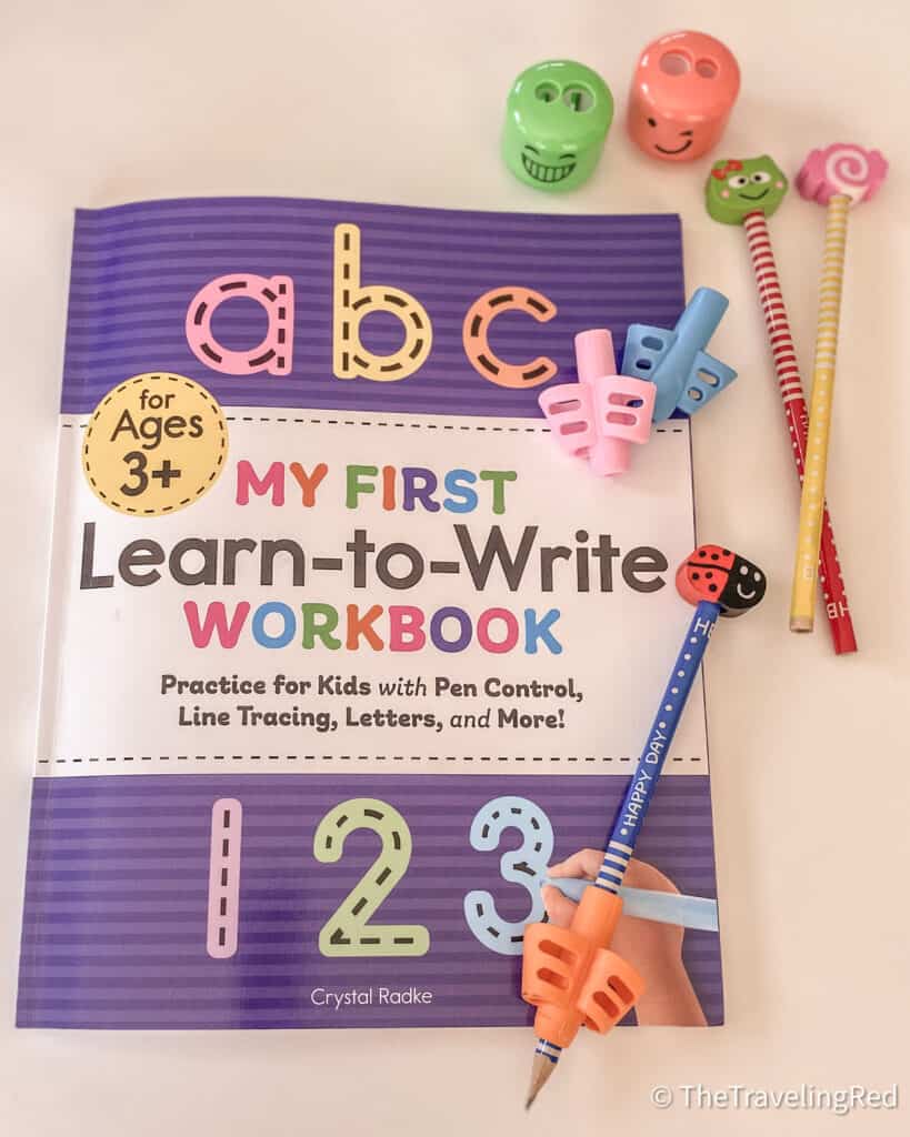 Best tools for teaching your child how to hold their pencil properly and learn to trace and write. Perfect for homeschooling preschoolers. | Tracing | Writing | Homeschool | Pencil | #LearnToTrace #LearnToWrite #Preschool #Homeschool 